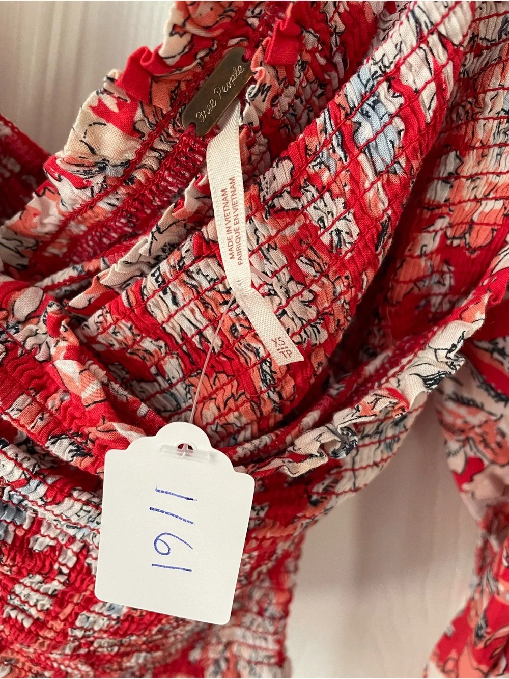 Free People make entrance